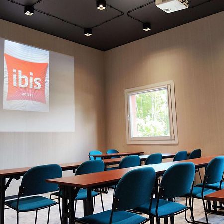Отель Ibis Katowice - Забже Экстерьер фото